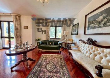 Soggiorno - Villa a Schiera Gregorio Mendel
 
49, Caserta - foto 17