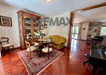 Sala da pranzo - Villa a Schiera Gregorio Mendel
 
49, Caserta - foto 22