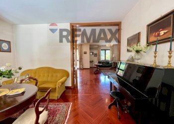 Soggiorno - Villa a Schiera Gregorio Mendel
 
49, Caserta - foto 27
