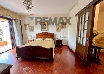 Camera / camera da letto - Villa a Schiera Gregorio Mendel
 
49, Caserta - foto 31