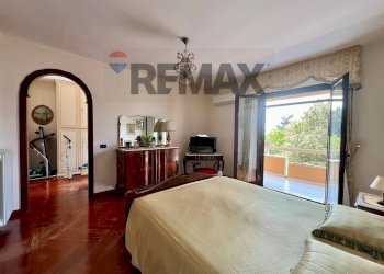 Camera / camera da letto - Villa a Schiera Gregorio Mendel
 
49, Caserta - foto 33