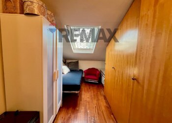 Camera / camera da letto - Villa a Schiera Gregorio Mendel
 
49, Caserta - foto 57