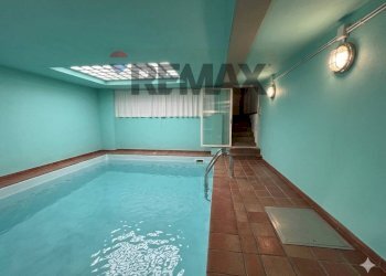 Piscina - Villa a Schiera Gregorio Mendel
 
49, Caserta - foto 74