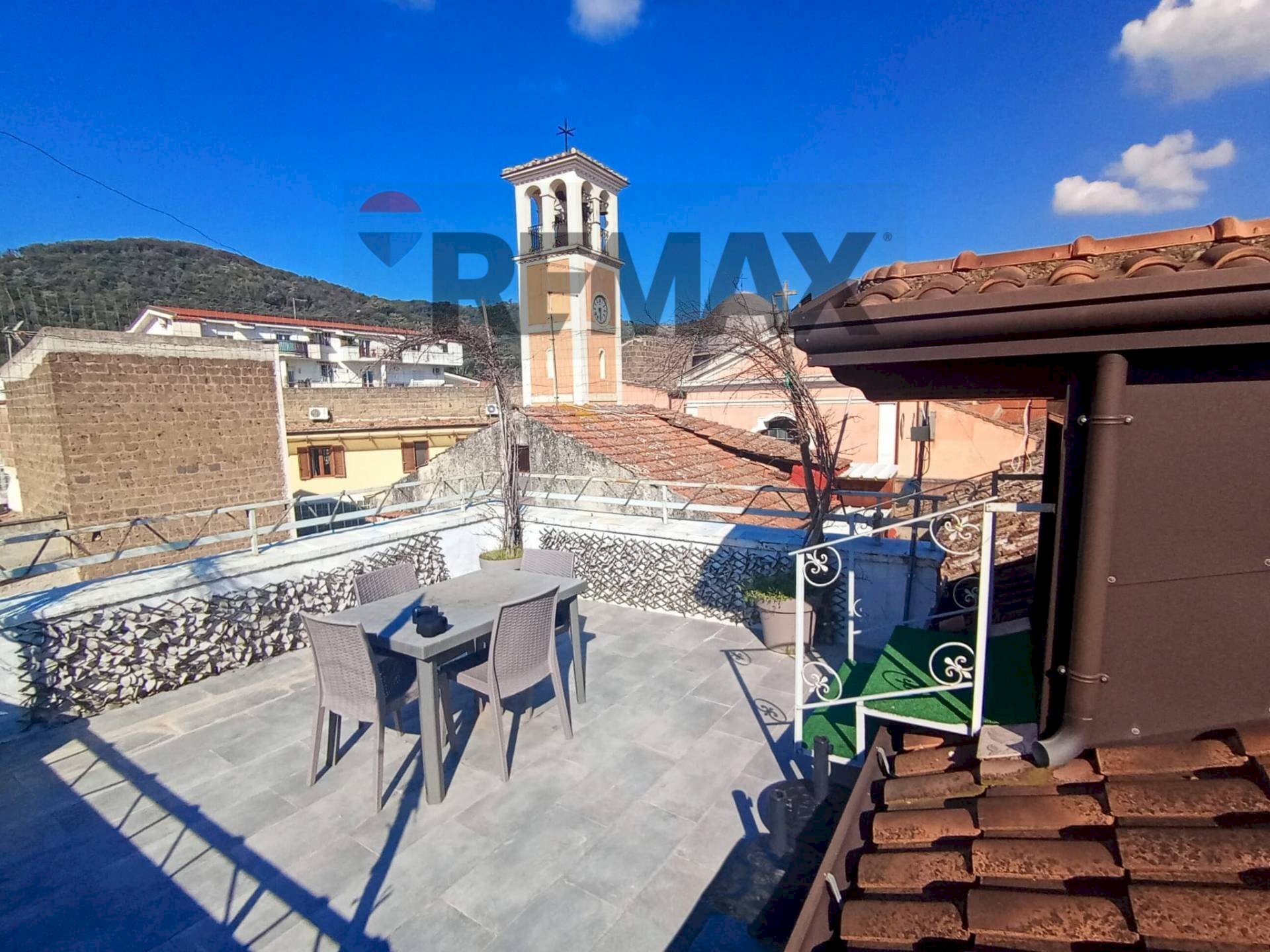 Terrazza - Casa semi indipendente MADONNA DI POMEI
 
1unico, Caserta - foto 2