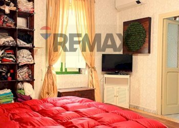 Camera / camera da letto - Casa semi indipendente MADONNA DI POMEI
 
1unico, Caserta - foto 31