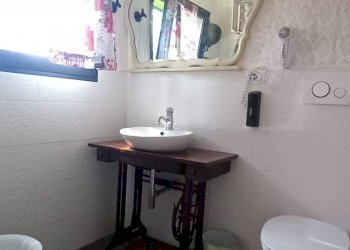 Bagno - Casa semi indipendente MADONNA DI POMEI
 
1unico, Caserta - foto 43