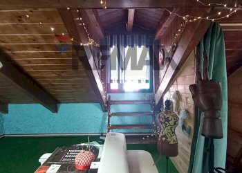 Camera / camera da letto - Casa semi indipendente MADONNA DI POMEI
 
1unico, Caserta - foto 103