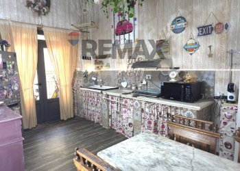 Cucina - Casa semi indipendente MADONNA DI POMEI
 
1unico, Caserta - foto 111