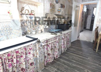 Cucina - Casa semi indipendente MADONNA DI POMEI
 
1unico, Caserta - foto 133