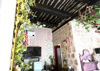 Soggiorno - Casa semi indipendente MADONNA DI POMEI
 
1unico, Caserta - foto 141