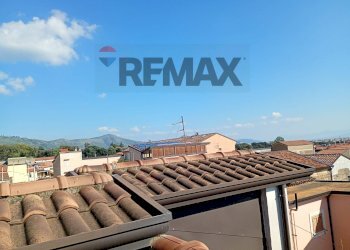 Edificio all\'aperto - Casa semi indipendente MADONNA DI POMEI
 
1unico, Caserta - foto 145