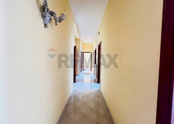 Hall / corridoio - Appartamento Via Guglielmo Marconi
 
39, Pietramelara - foto 44