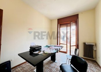 Ufficio - Appartamento Via Guglielmo Marconi
 
39, Pietramelara - foto 50