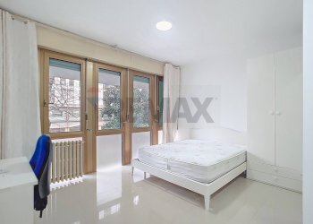 Camera / camera da letto - Non-buildable land Piazza Alcide de Gasperi
 
65, Padova - photo 4