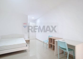 Camera / camera da letto - Non-buildable land Piazza Alcide de Gasperi
 
65, Padova - photo 7