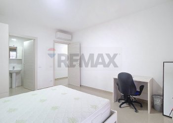 Camera / camera da letto - Non-buildable land Piazza Alcide de Gasperi
 
65, Padova - photo 10