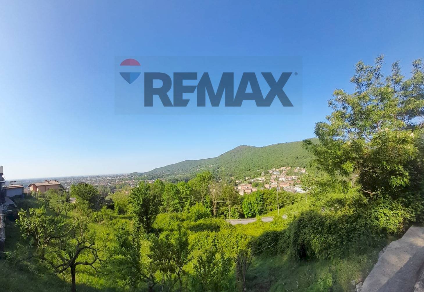 Vista delle montagne - Terreno edificabile Alzano Lombardo - foto 1