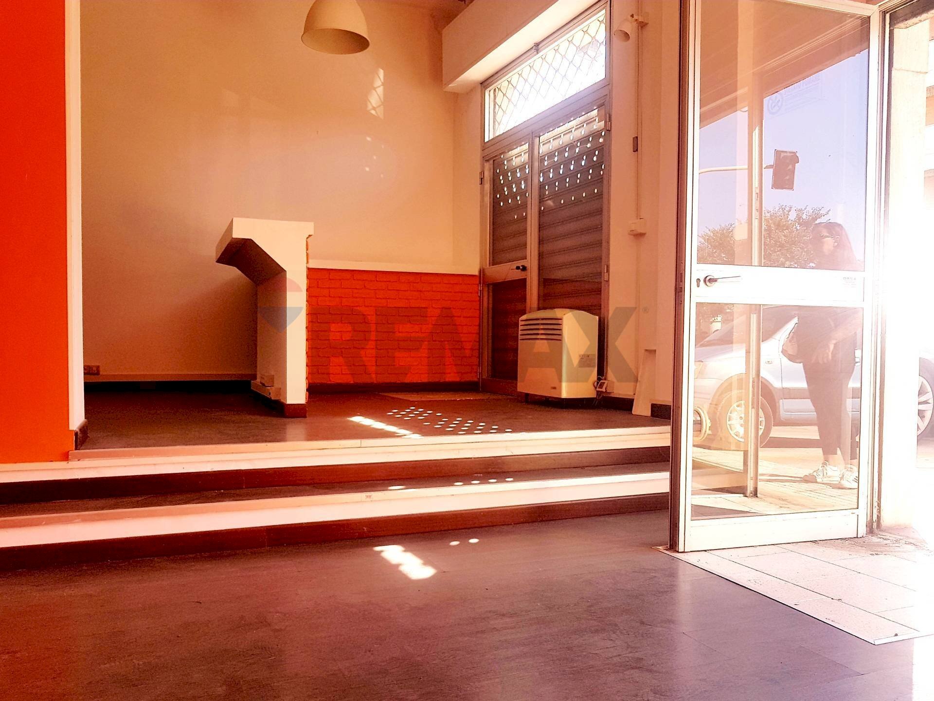 Ricezione / Lobby - Negozio Ancona - foto 1