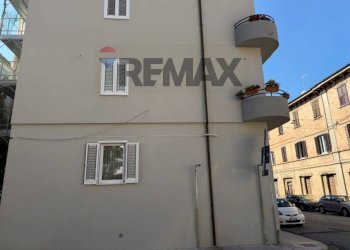 Edificio all\'aperto - Trilocale Falconara Marittima - foto 3