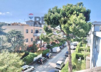 Edificio all\'aperto - Trilocale via Dante Alighieri
 
13, Porto Recanati - foto 5