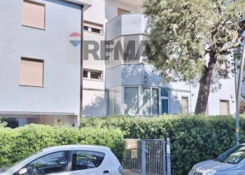 Edificio all\'aperto - Trilocale via Dante Alighieri
 
13, Porto Recanati - foto 17