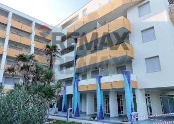 Edificio all\'aperto - Locale Commerciale Senigallia - foto 3