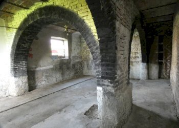 Stanza vuota - Villa via emilia
 
177, Casteggio - foto 30