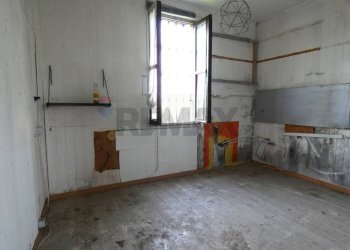 Stanza vuota - Villa via emilia
 
177, Casteggio - foto 37