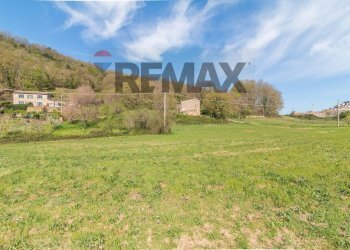 Vista delle montagne - Rustico Via della Madonna
 
0, Semproniano - foto 6