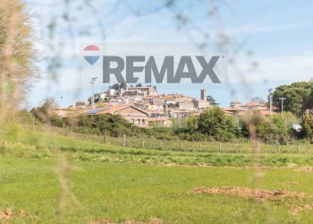 Vista delle montagne - Rustico Via della Madonna
 
0, Semproniano - foto 9