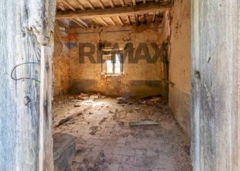 Stanza vuota - Rustico Via della Madonna
 
0, Semproniano - foto 22