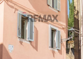 Edificio all\'aperto - Bilocale Via Vittorio Veneto
 
3, Grotte di Castro - foto 47