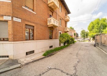 Foto 1 - Quadrilocale Via Mirabello
 
6, Torino - foto 1