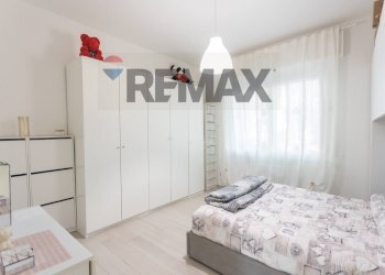 Camera / camera da letto - Trilocale Via Giuseppe Cesare Abba
 
16, Parma - foto 18