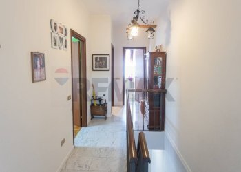 Hall / corridoio - Quadrilocale Via Faraboli
 
1, Salsomaggiore Terme - foto 13