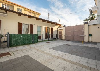 Foto 8 - Box Via Ex Internati
 
1, Rivoli - photo 8