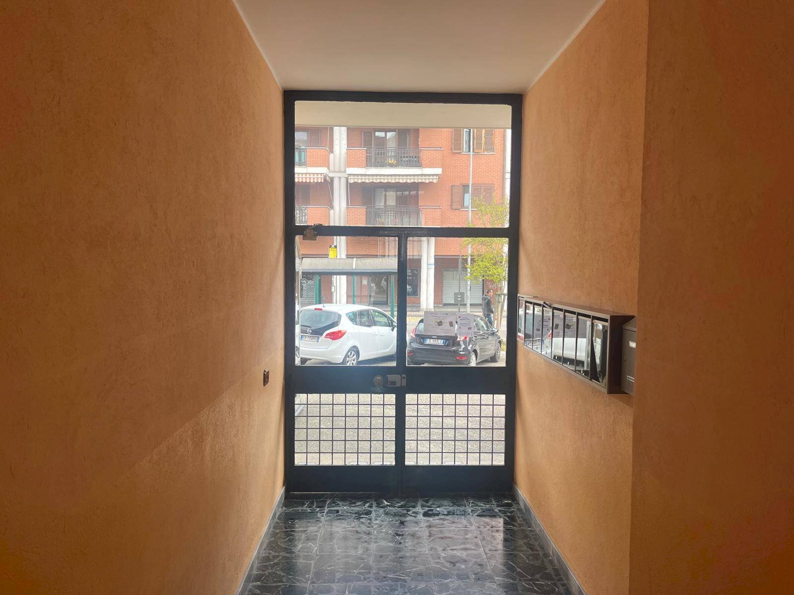 Foto 2 - Trilocale Via Torino
 
132, Trofarello - foto 2