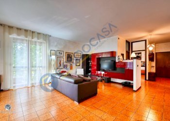 Foto 3 - Trilocale via Cavour
 
153, Senago - foto 3