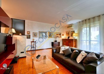 Foto 4 - Trilocale via Cavour
 
153, Senago - foto 4