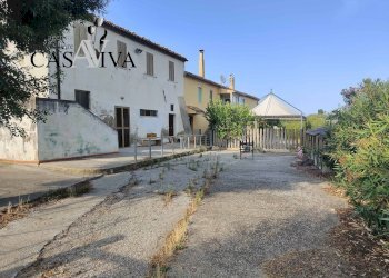 Foto 1 - Rustico Contrada Colle di Guardia
 
1, Ripatransone - foto 1