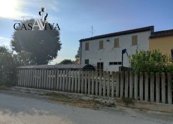 Foto 6 - Rustico Contrada Colle di Guardia
 
1, Ripatransone - foto 6