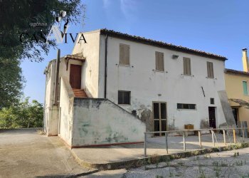 Foto 22 - Rustico Contrada Colle di Guardia
 
1, Ripatransone - foto 22