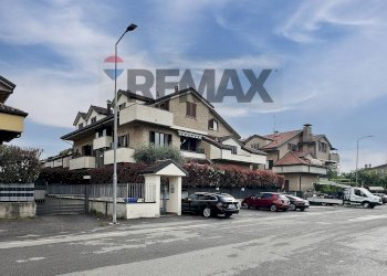 Edificio all\'aperto - Appartamento VIA PO
 
139, Meda - foto 2