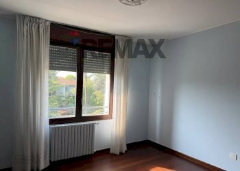 Stanza vuota - Quadrilocale Via Papa Giovanni XXIII
 
21, Nerviano - foto 28