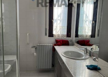 Bagno - Quadrilocale Via Papa Giovanni XXIII
 
21, Nerviano - foto 31