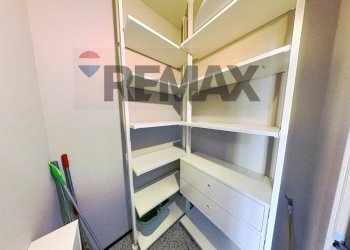 Dispensa di stoccaggio - Appartamento Via Cino Da Pistoia
 
15, Milano - foto 10