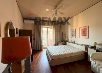 Camera / camera da letto - Quadrilocale Via Omodeo
 
20, Napoli - foto 8