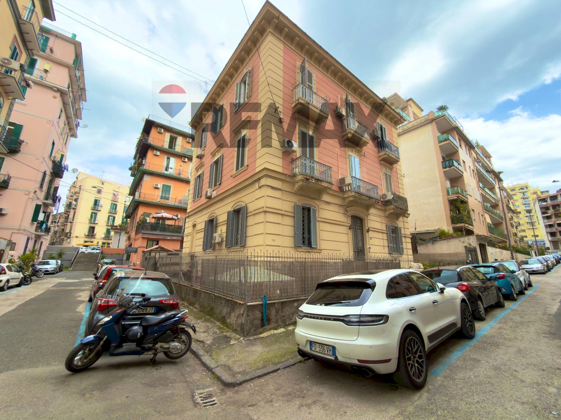 Edificio all\'aperto - Quadrilocale Via Mario De Ciccio
 
8, Napoli - foto 1