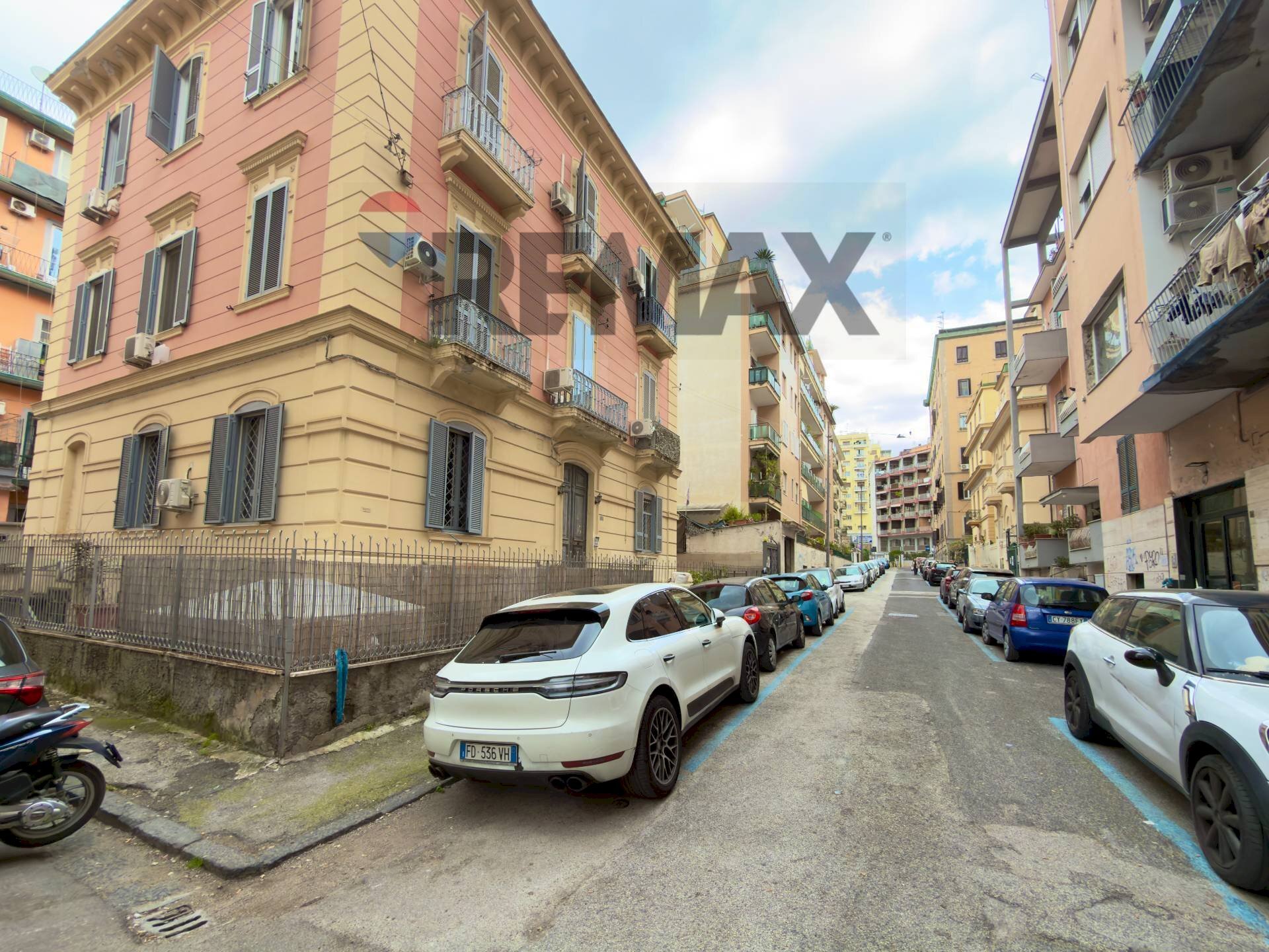 Edificio all\'aperto - Quadrilocale Via Mario De Ciccio
 
8, Napoli - foto 2