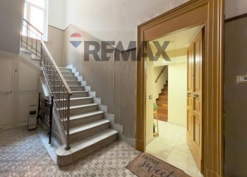 Scale - Quadrilocale Via Mario De Ciccio
 
8, Napoli - foto 3